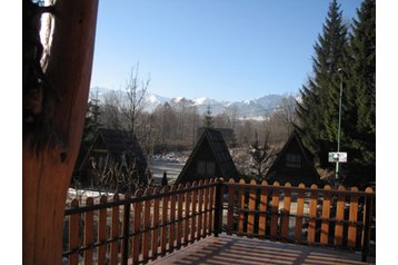 Polonia Privát Zakopane, Exteriorul